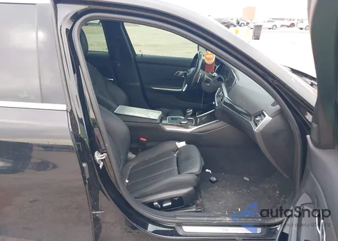 2021 BMW 330I z USA, uszkodzony, nr VIN 3MW5R1J06M8B92078